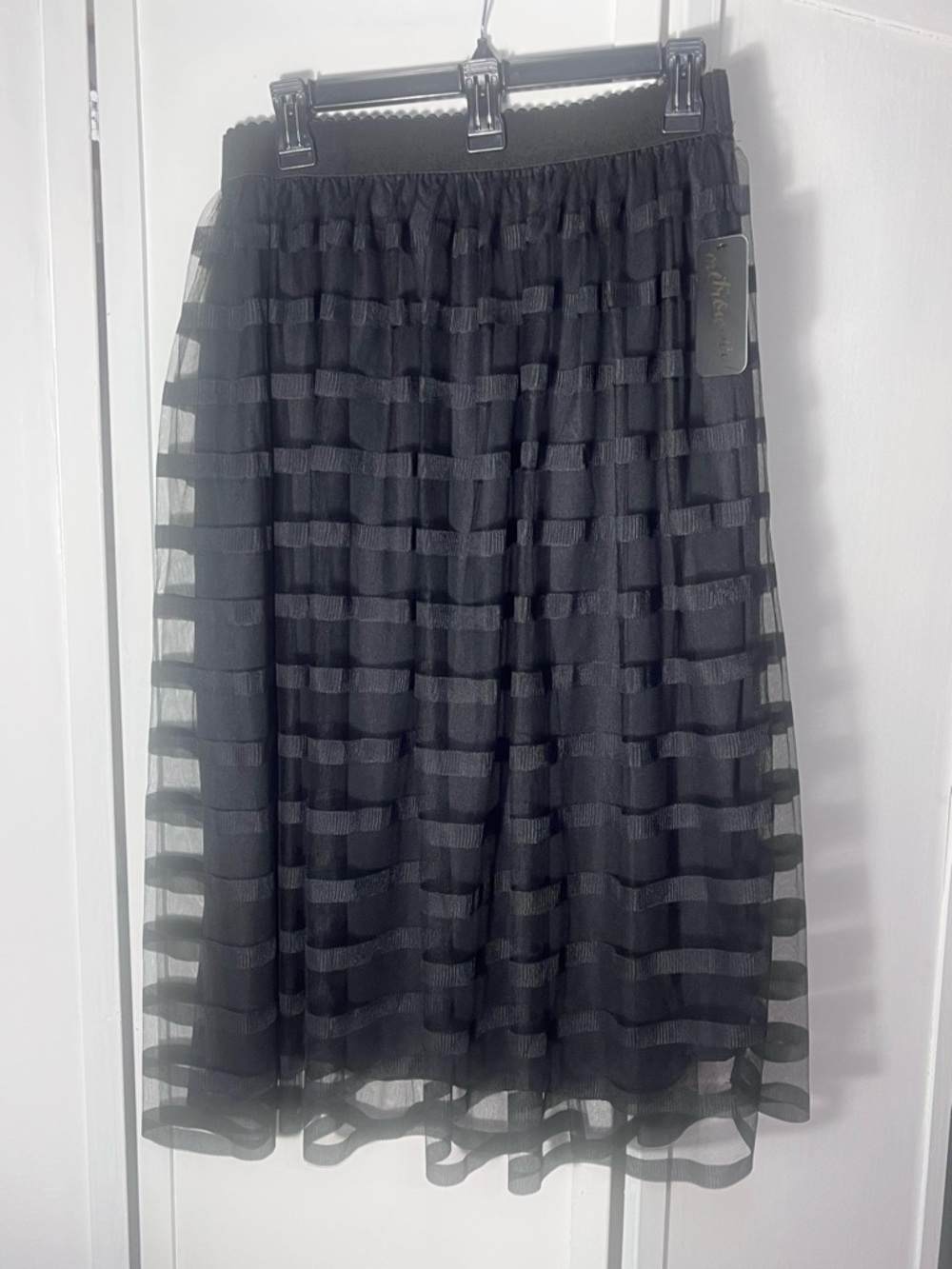 NWT! Metrowear Sz Large Black Striped Midi Skirt